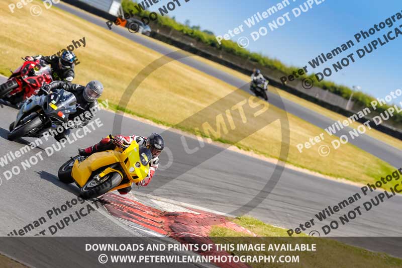 enduro digital images;event digital images;eventdigitalimages;no limits trackdays;peter wileman photography;racing digital images;snetterton;snetterton no limits trackday;snetterton photographs;snetterton trackday photographs;trackday digital images;trackday photos